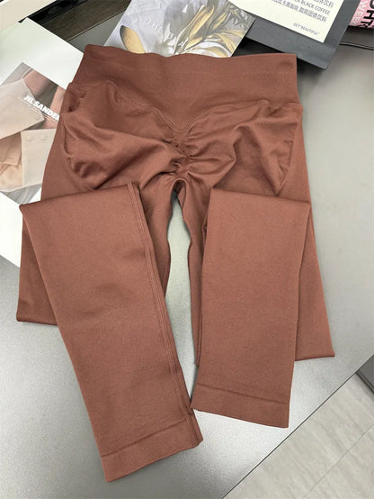 Mid-Waist Seamless Yoga Leggings with Nine-Point Butt Lift