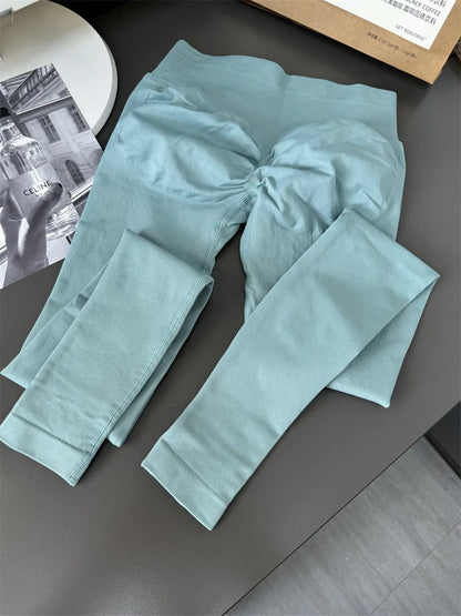 Mid-Waist Seamless Yoga Leggings with Nine-Point Butt Lift